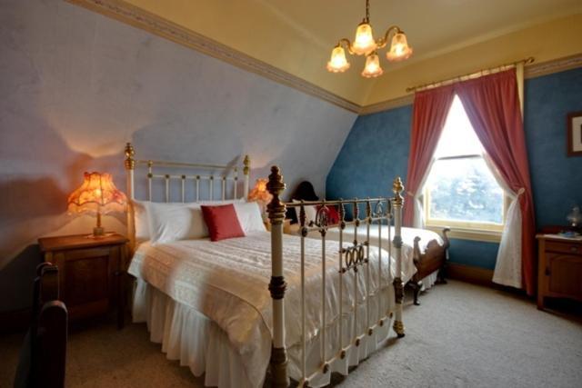 Westella Colonial B&B Accommodation Ulverstone
