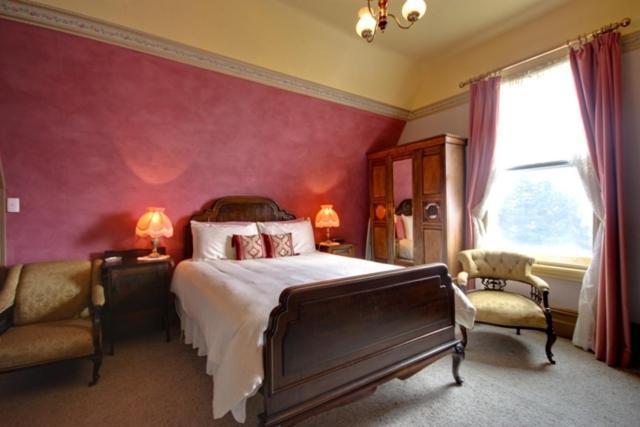 Bed & Breakfast Westella Colonial B&B Accommodation 4*