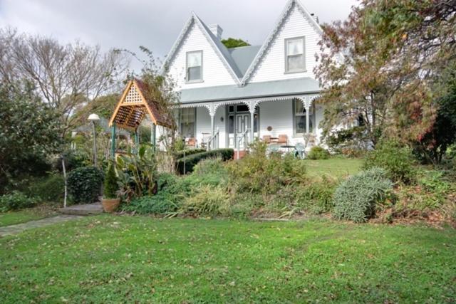 Westella Colonial B&B Accommodation 4*