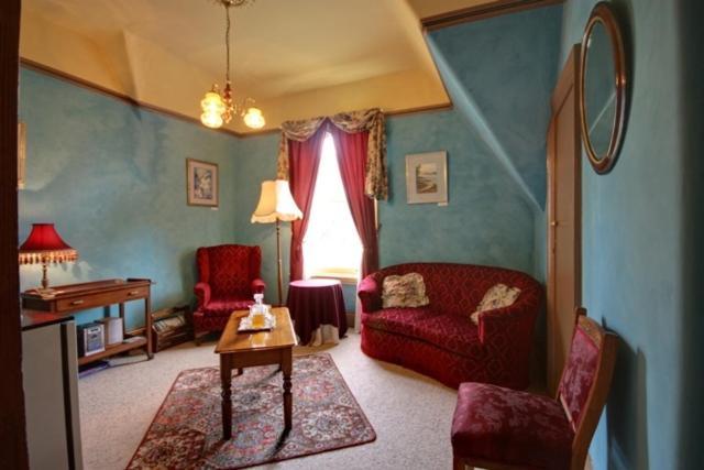 Westella Colonial B&B Accommodation 4*